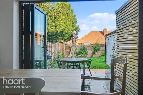 undefined, Tamworth Lane, Mitcham