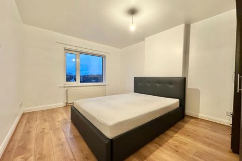 undefined, London N3