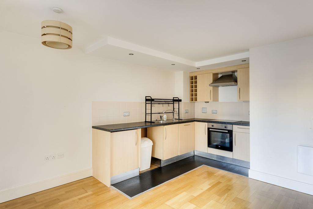 Kitchen ()