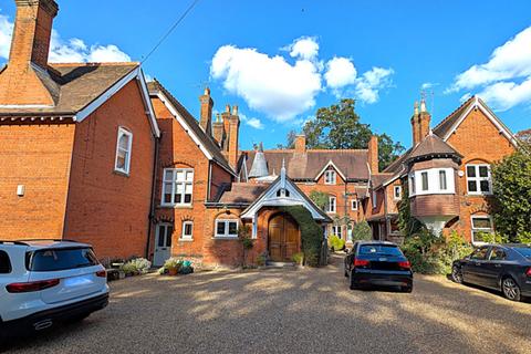 Englemere Wood, London Road, Ascot, Berkshire, SL5