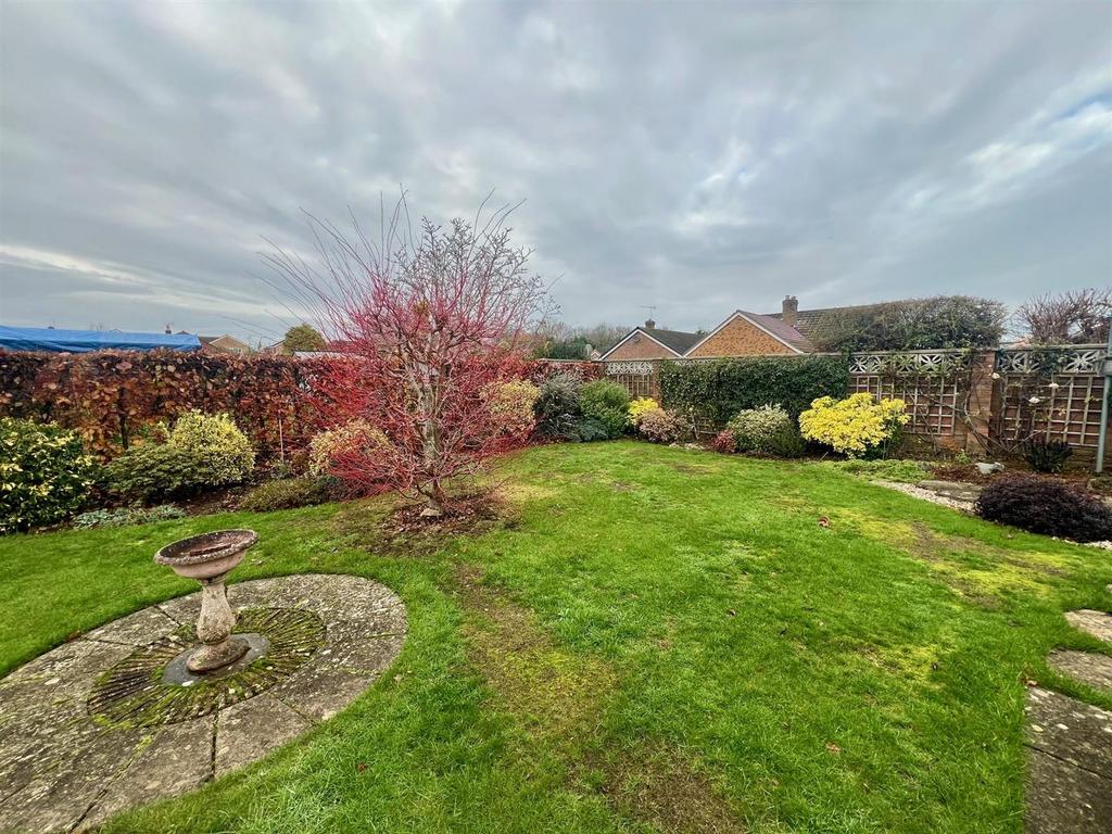 Garden 3.jpg
