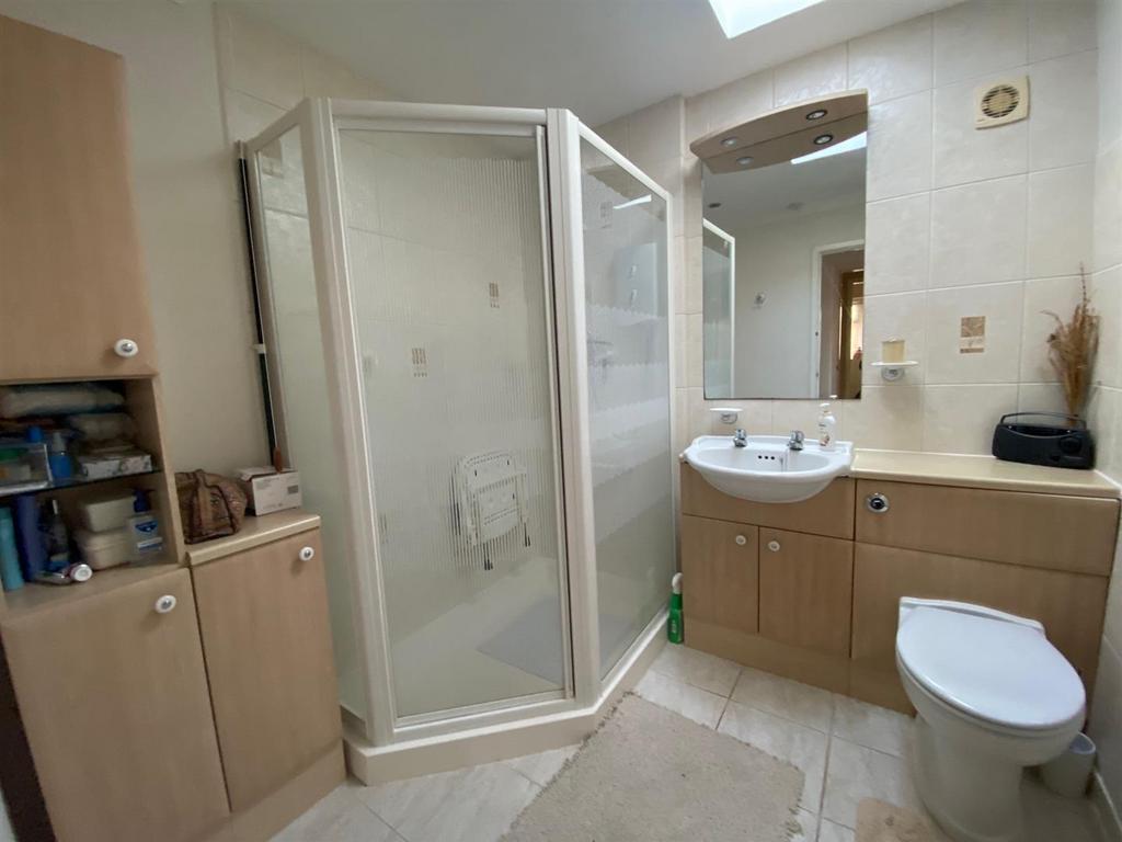 En Suite.jpg