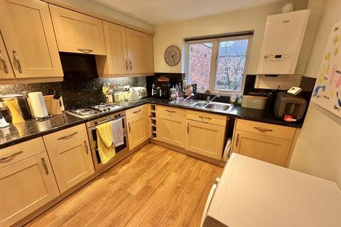 2 bedroom apartment for sale, Eton Drive, Cheadle
