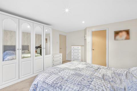 2 bedroom apartment for sale, Eton Drive, Cheadle