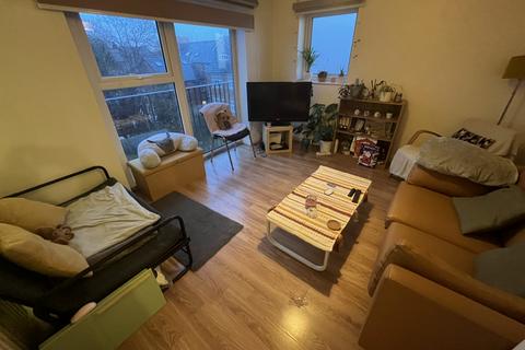 2 bedroom flat to rent, Mitford Road, Manchester M14