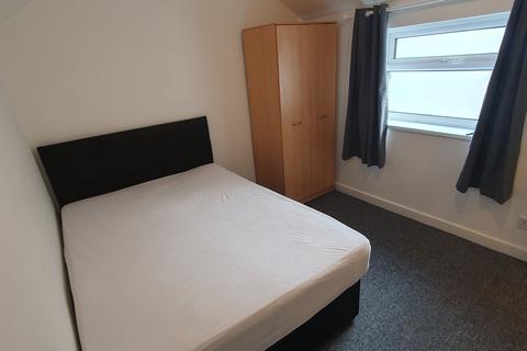 1 bedroom flat to rent, View Property Video