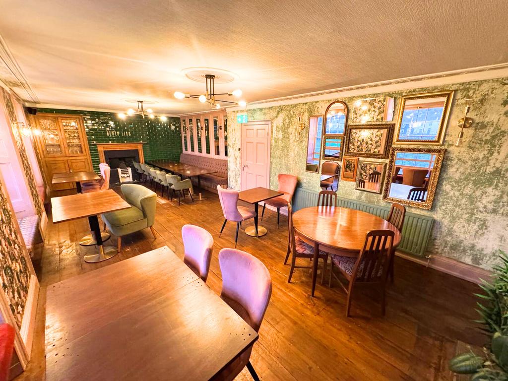 Dining Room/Restaurant