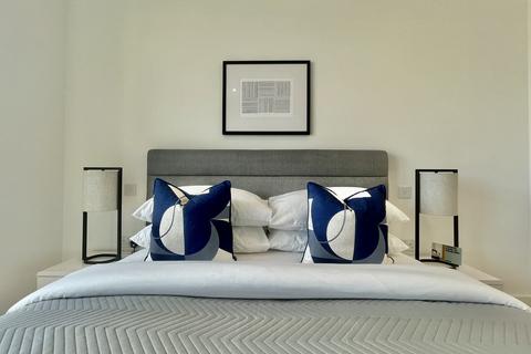 undefined, Verdo, Brentford, TW8