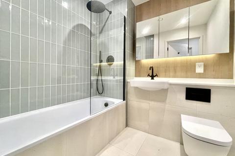 undefined, Verdo, Brentford, TW8
