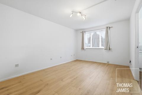 undefined, Linwood Crescent, Enfield, EN1