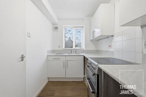 undefined, Linwood Crescent, Enfield, EN1
