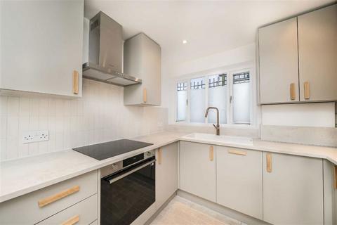 undefined, Battersea Rise, London SW11