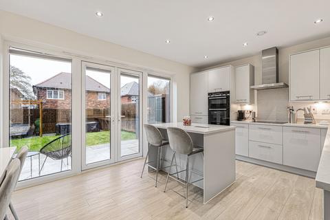 3 bedroom semi-detached house for sale, Kite Close, Liphook, Hampshire