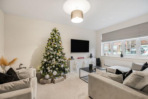 3 bedroom semi-detached house for sale, Kite Close, Liphook, Hampshire