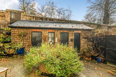 2 bedroom apartment for sale, Fulmer Place, Fulmer Road, Fulmer, Buckinghamshire, SL3