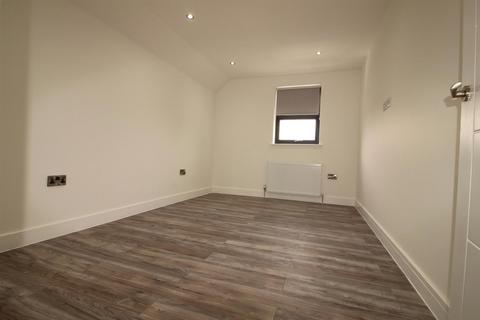 undefined, Seven Kings Road, Ilford IG3