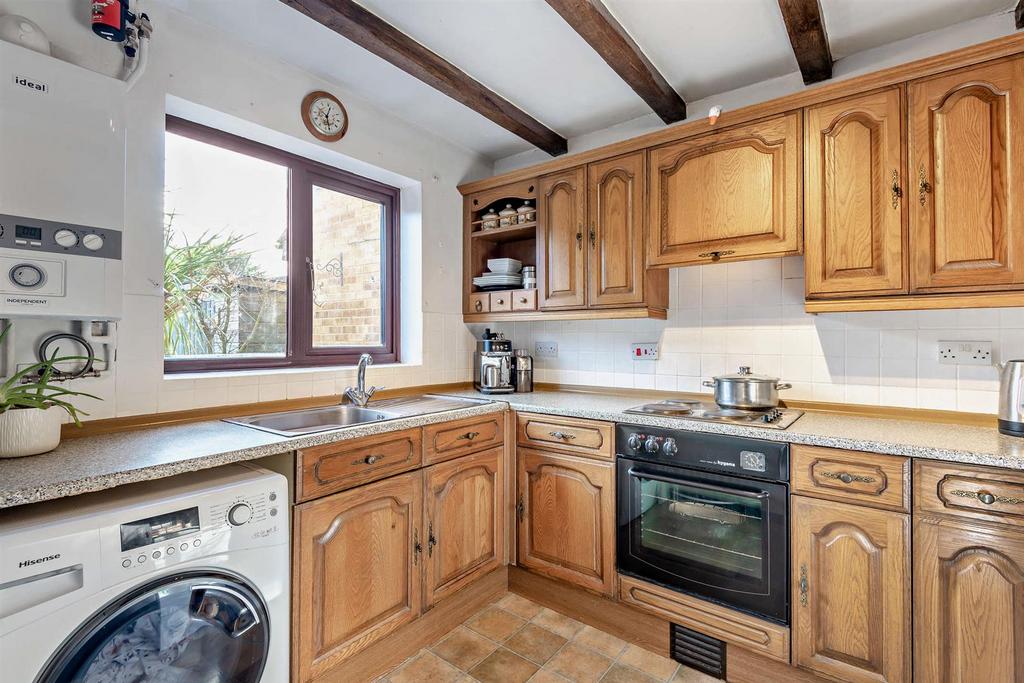 8672716-interior02-800.jpg