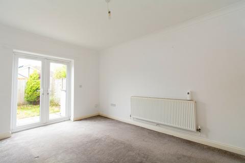undefined, 2 Bed House on Coombe Avenue