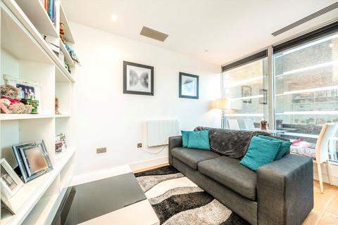 undefined, Staines Road, Hounslow TW3