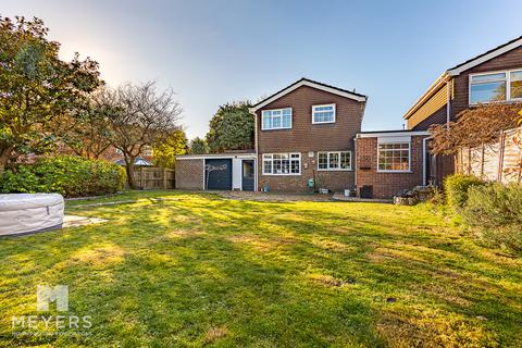 4 bedroom detached house for sale, Anne Close, Christchurch, BH23 2