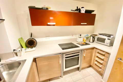 4 bedroom flat to rent, Townsend Way, Birmingham B1