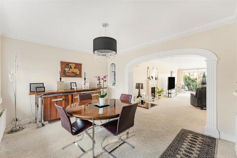 undefined, Great Oaks, Chigwell