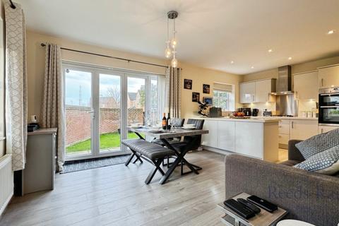4 bedroom detached house for sale, Central Park Road, Preston PR5