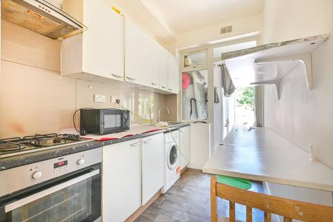 4 bedroom flat to rent, .Ecclestone Place, Wembley Park, Wembley, HA9