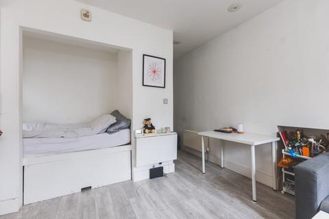undefined, Barkston Gardens, London SW5