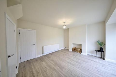 undefined, Kirkham Drive, Hull