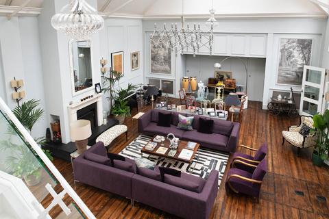 undefined, Holland Park, W11