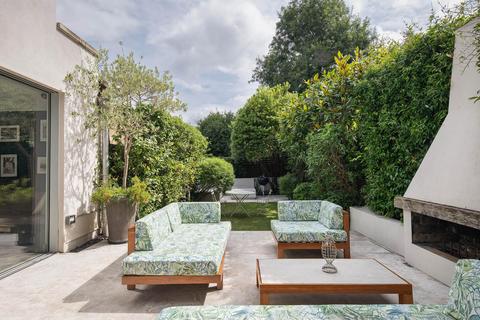 undefined, Holland Park, W11