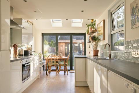 undefined, Waldeck Road, Chiswick, W4