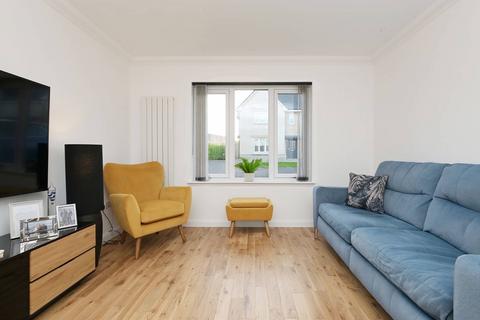 undefined, 4 Mossend Place, West Calder, EH55 8US