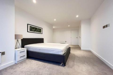 undefined, Peppercorn Court, London, E14