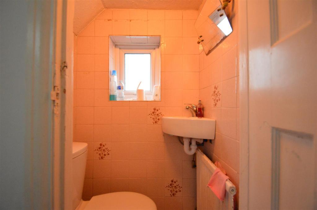Wc   1.jpg