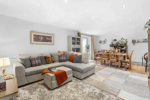 undefined, Flat 14, 3 North Pilrig Heights, Bonnington, EH6 5FF