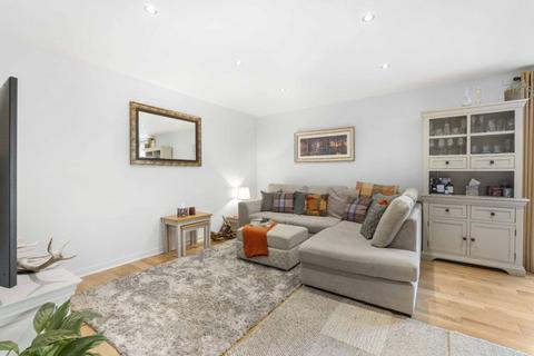 undefined, Flat 14, 3 North Pilrig Heights, Bonnington, EH6 5FF