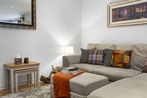 undefined, Flat 14, 3 North Pilrig Heights, Bonnington, EH6 5FF