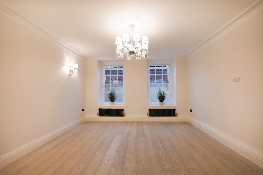 4 Bedrooms Apartment for rent