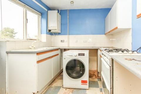 undefined, Heron Close, Wellingborough NN8