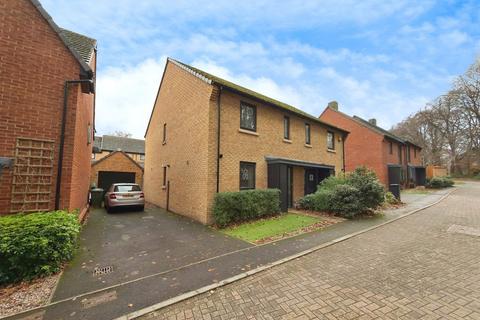 undefined, Fairway Road, Basingstoke RG24