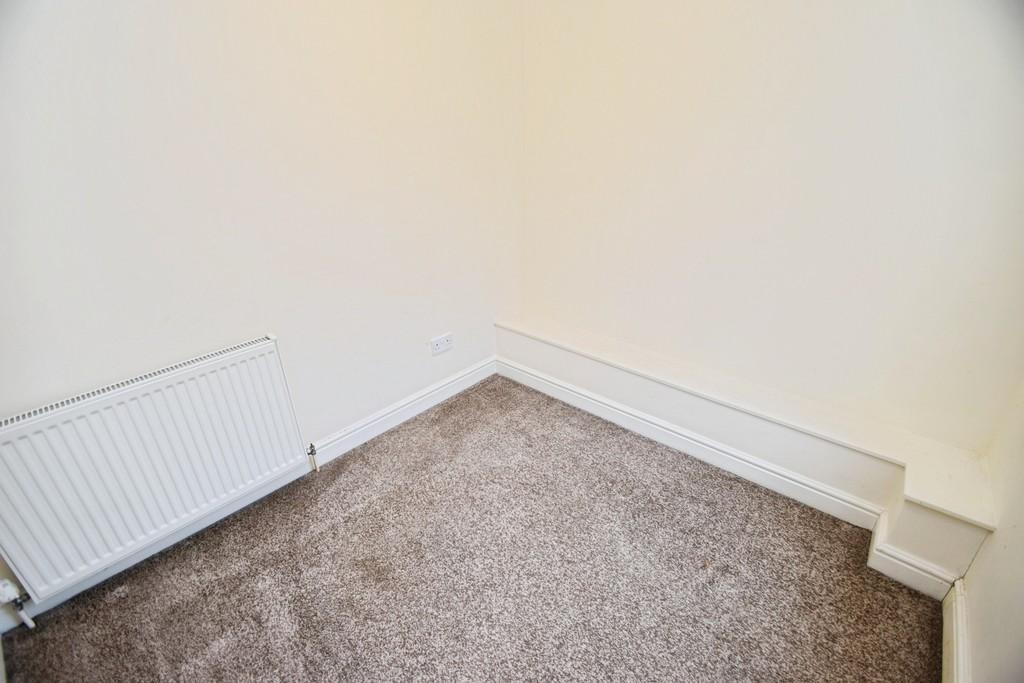 07d9a3ca-Bedroom