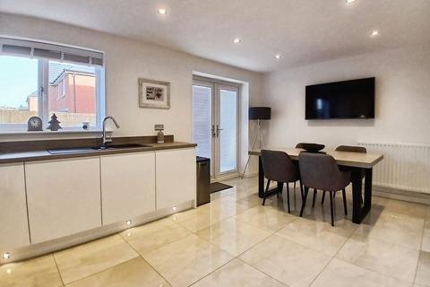undefined, Rushey View Avenue, Oldham OL2