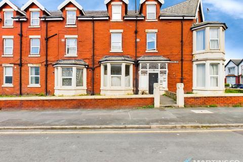 undefined, Liverpool Road, Blackpool FY1
