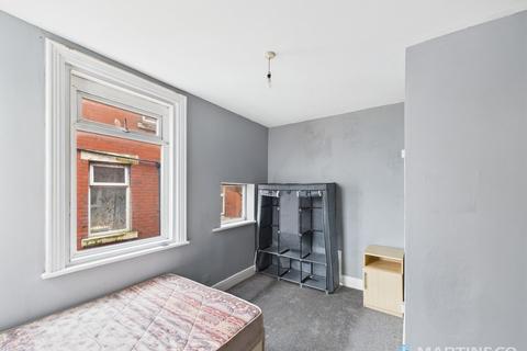 2 bedroom flat to rent, Liverpool Road, Blackpool FY1