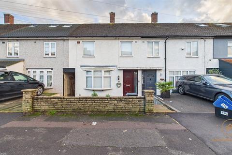 3 bedroom link detached house to rent, Arrowsmith Road, Chigwell, Essex, IG7