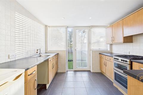 3 bedroom link detached house to rent, Arrowsmith Road, Chigwell, Essex, IG7