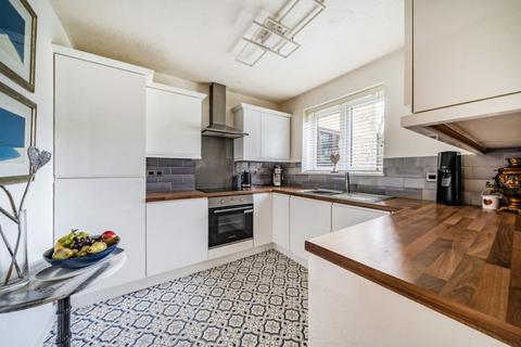 undefined, Beta Road, Woking GU22