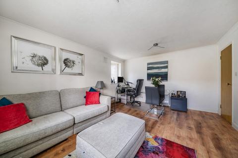 undefined, Beta Road, Woking GU22